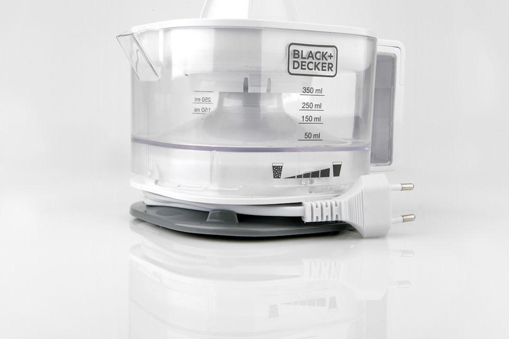 BLACK+DECKER BXCJ25E - Spremiagrumi 25W con contenitore 350ml
