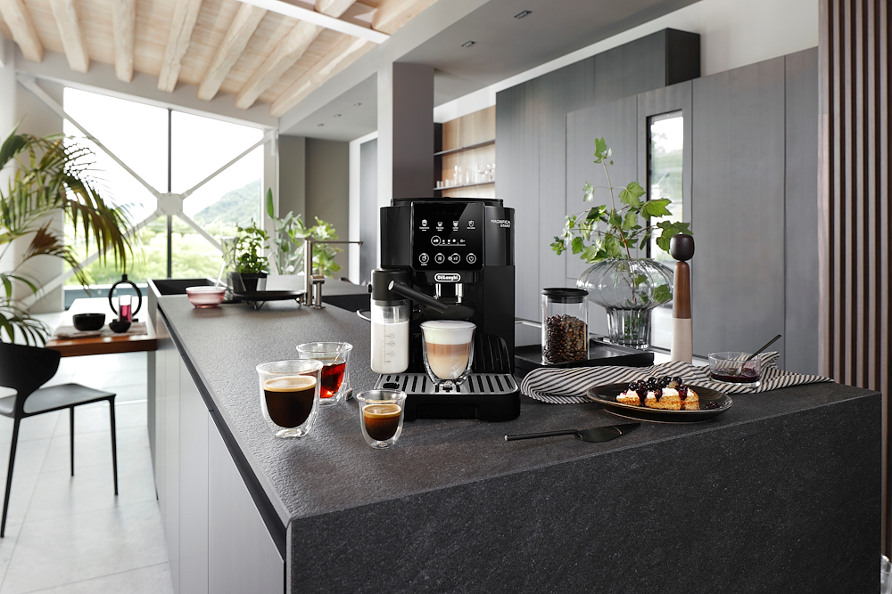 DE LONGHI ECAM22060B - De'Longhi Magnifica Start