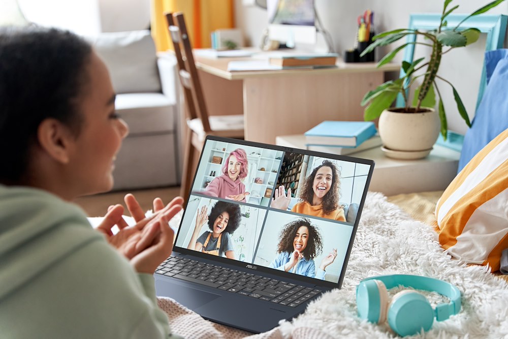 ASUS VIVOBOOKF1607CAMB193W - Notebook 16" Ultra 7 16GB SSD