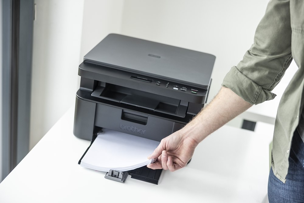 BROTHER DCPL1640W - 3-in-1 Laserdrucker