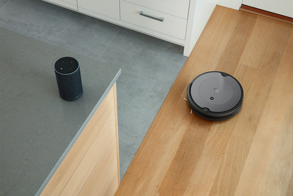 IROBOT ROOMBA697 - Robot Aspirapolvere 33W IROBOT ROOMBA697 - Robot Aspirapolvere 33W