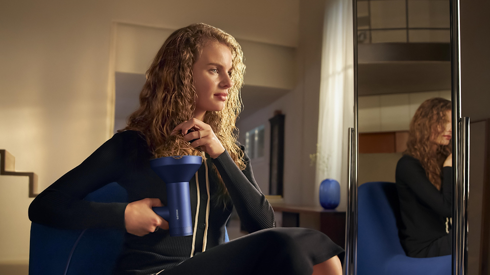 PHILIPS BHD839 - Asciugacapelli 1400W con 7 temperature