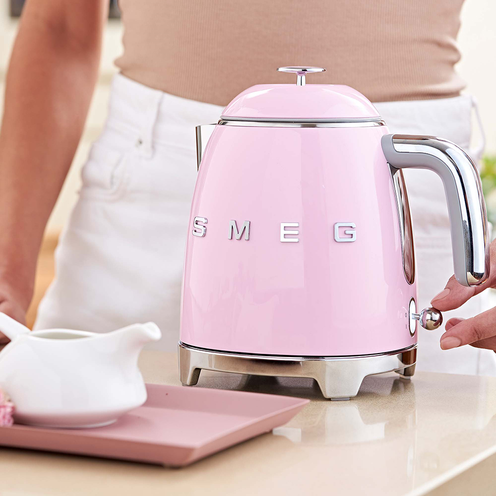 SMEG KLF05PKEU - Mini Bollitore stile anni '50 rosa