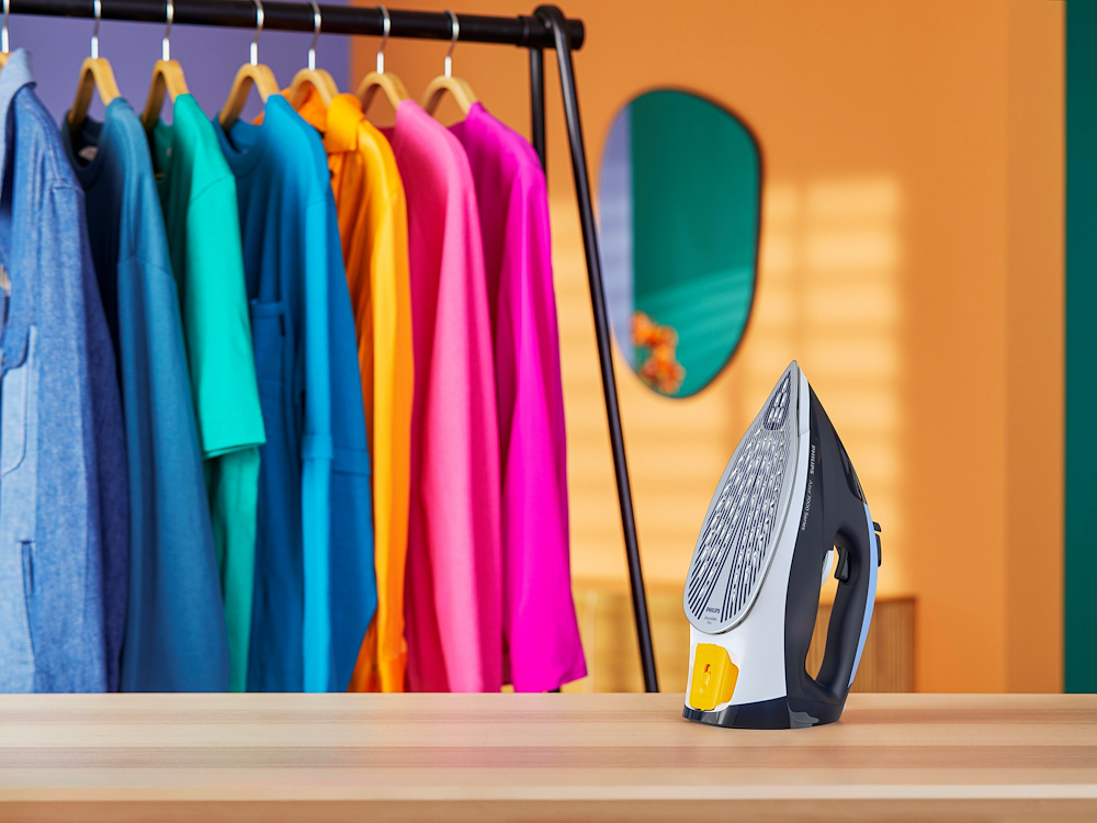 PHILIPS DST7030 - Philips Azur Dampfbügeleisen 2800W