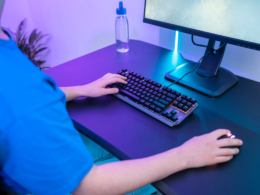 TRUST 24406 - Tastiera Gaming Trust GXT 834