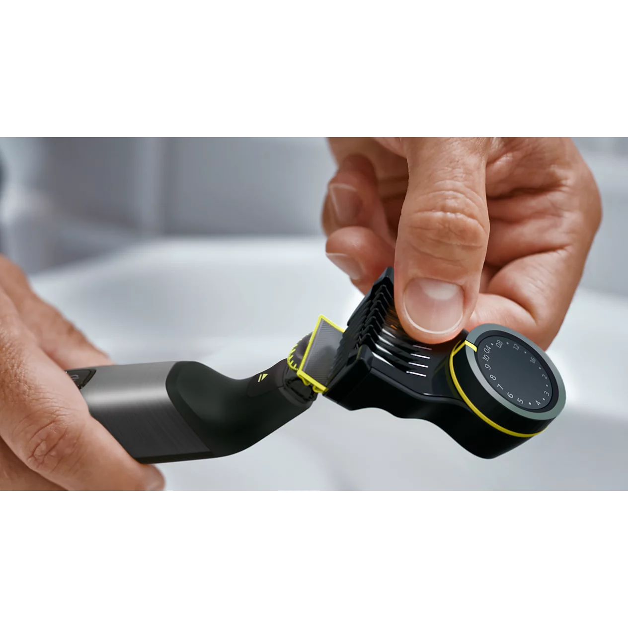 Philips QP6652 - OneBlade Pro 360 Gesicht und Körper