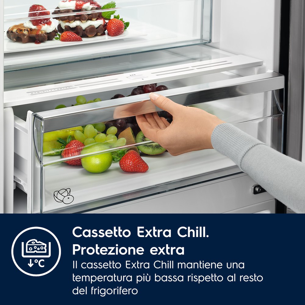 Electrolux ENA7CD18S - Frigorifero combinato da incasso NoFrost