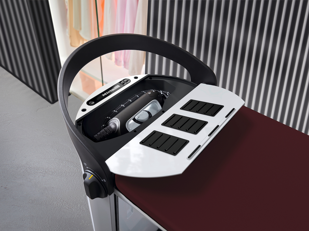 MIELE B4312 - Dampfbügeleisen Miele B4312 FashionMaster