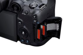 CANON EOSR7RFS18150 0634297 FOTO.MIRROR 3"32.5MP VID.4K WIFI BT +RF-S18-150MM