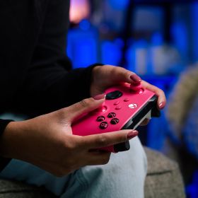MICROSOFT QAU00083 - Xbox Wireless Controller Deep Pink