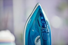 PHILIPS GC1756 - Ferro da stiro a vapore Philips EasySpeed GC1756